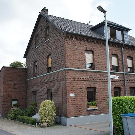 Ferienwohnung Poettershof クレーフェルト 部屋 写真