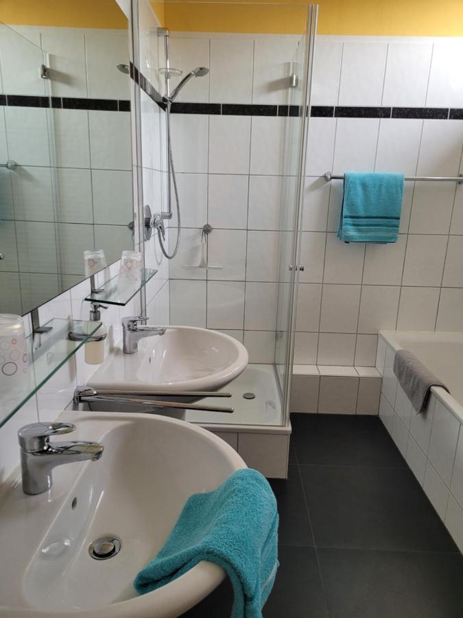 Ferienwohnung Poettershof クレーフェルト エクステリア 写真