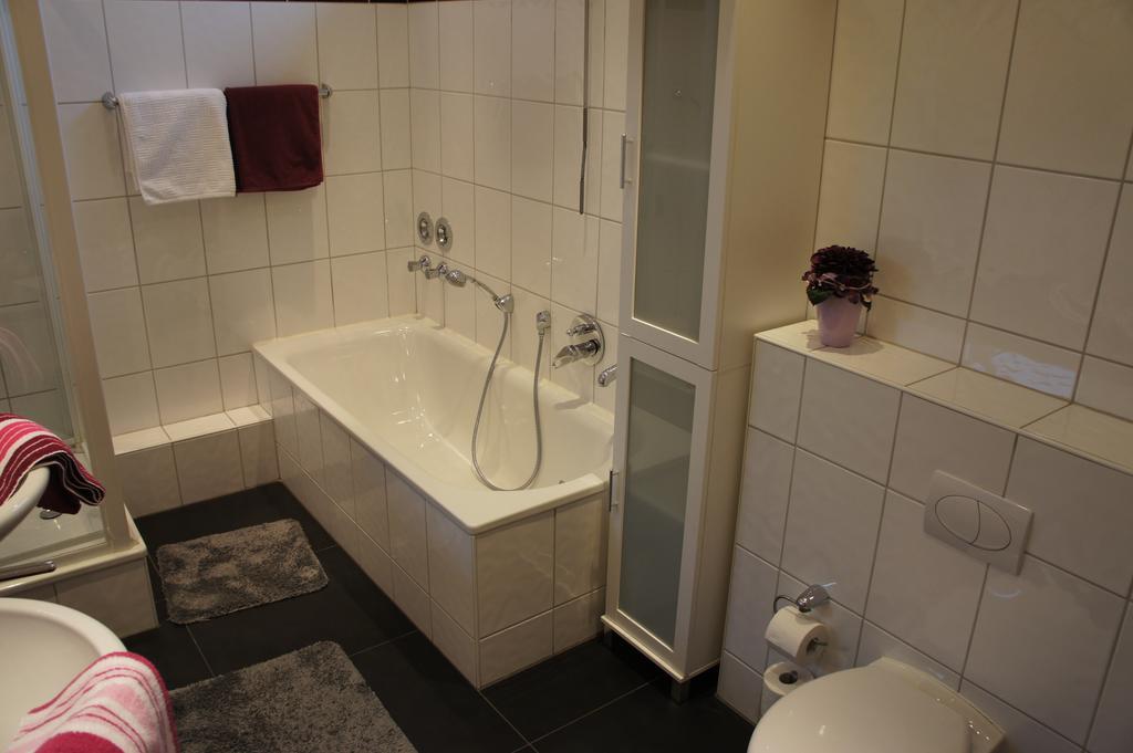 Ferienwohnung Poettershof クレーフェルト 部屋 写真
